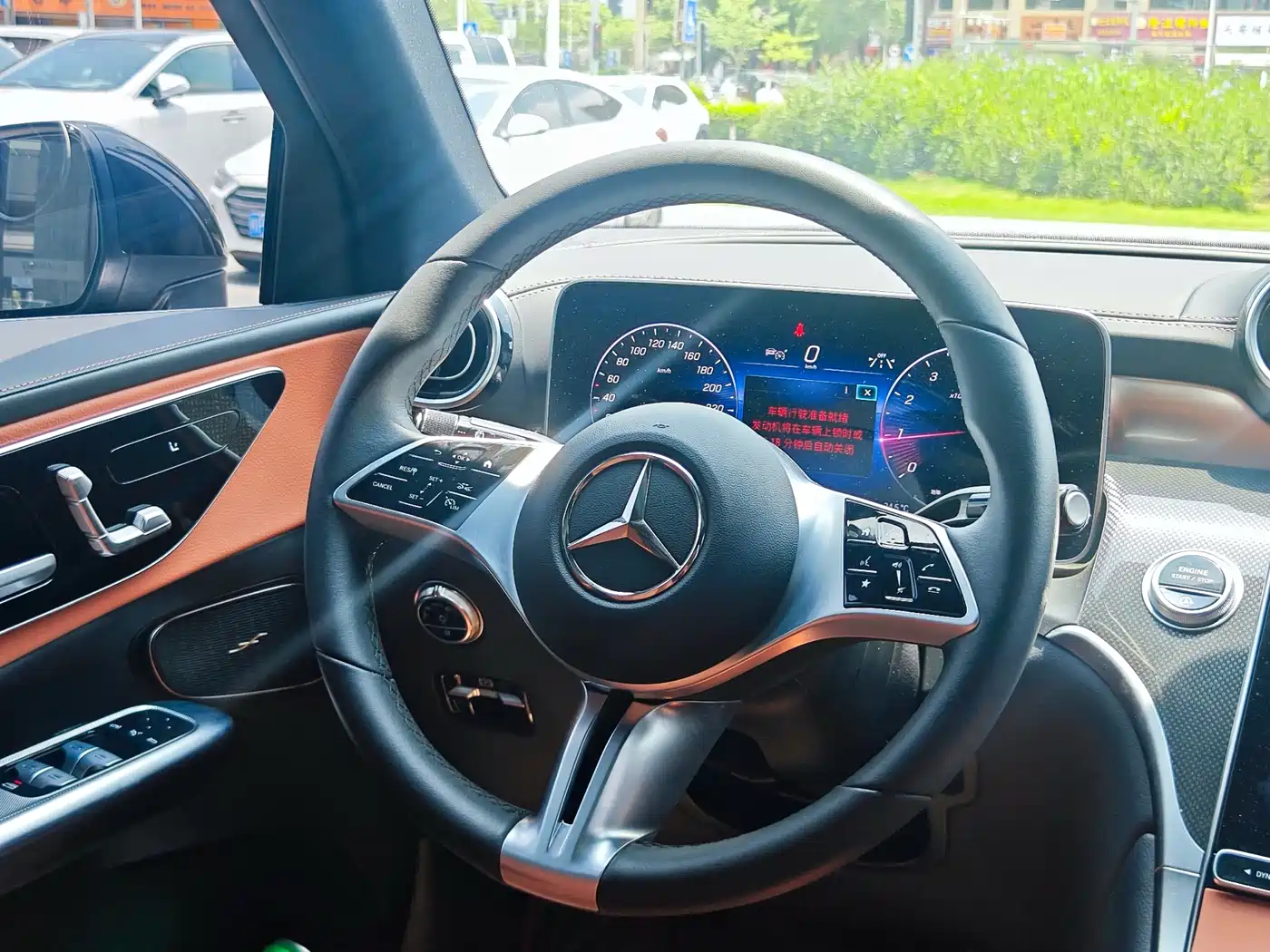 Mercedes-Benz GLC 2024 GLC 260 L 4MATIC Dynamic 5-seater фото 8