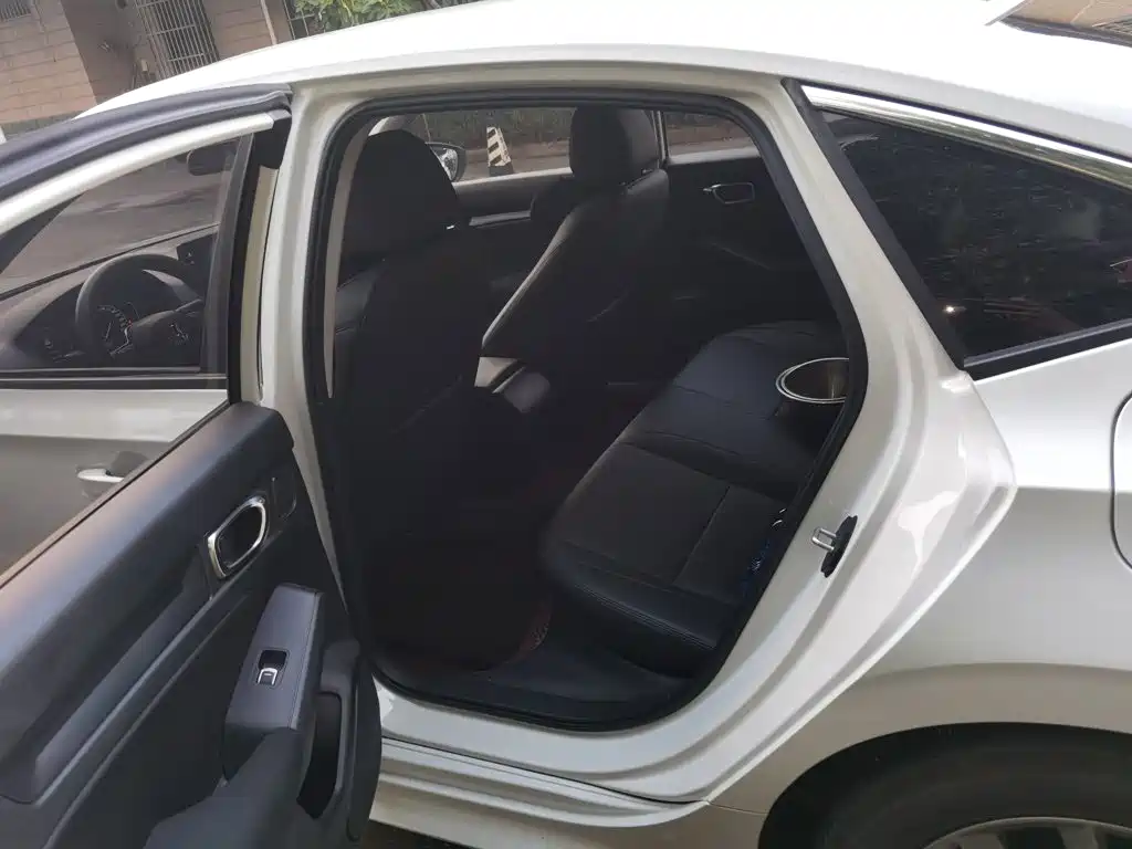 Honda Civic 2025 2022 180TURBO CVT Dynamic Edition