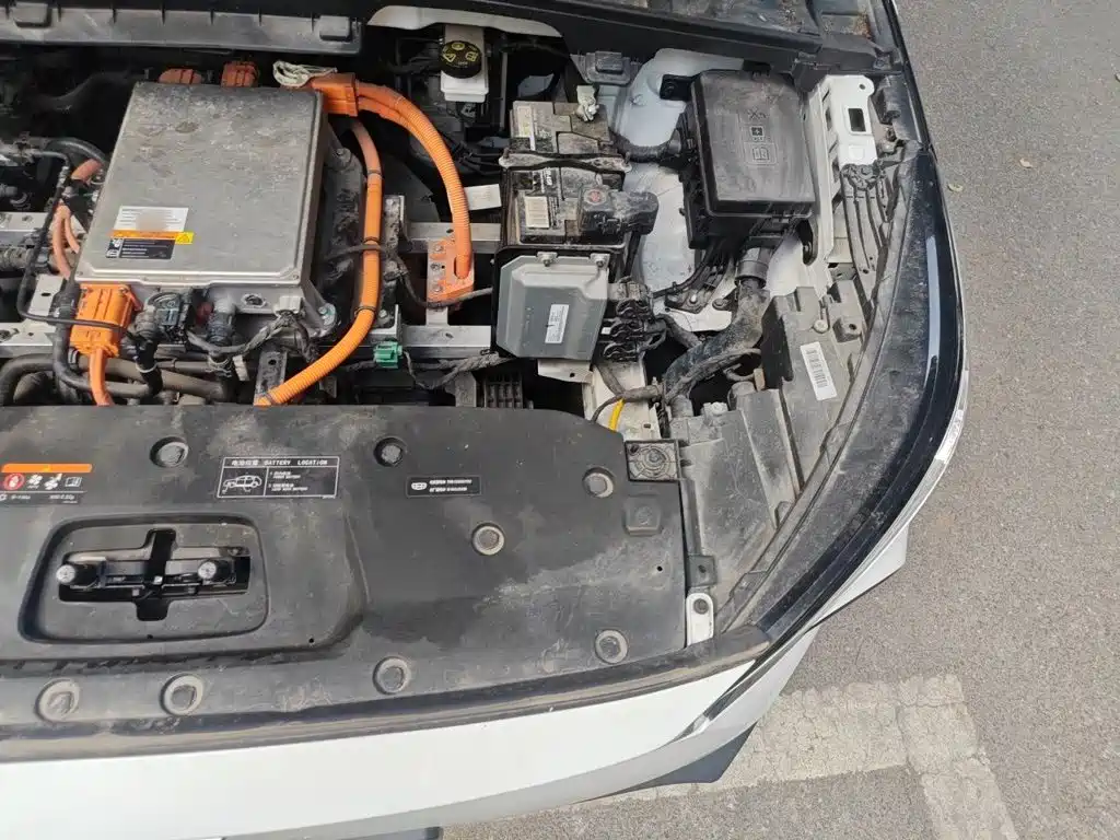 Geely Geometry M6 2023 2022 450 New Intelligence Edition