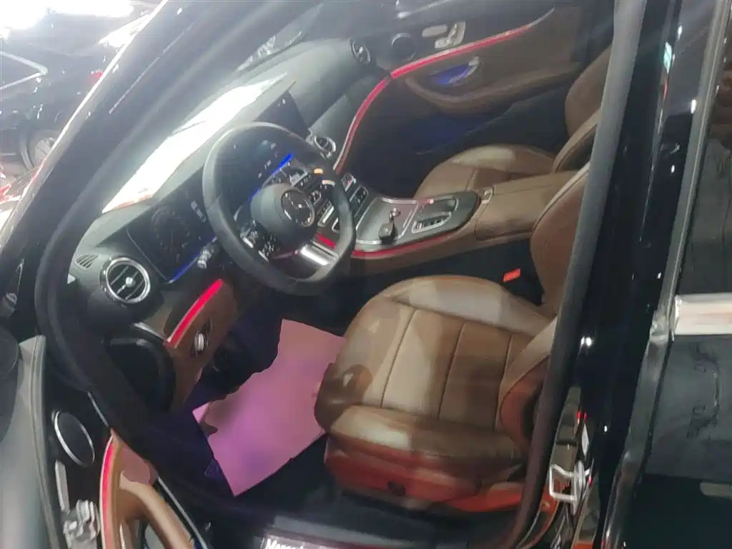 Mercedes-Benz E-Class 2021 E 300 L Sport Fashion фото 15