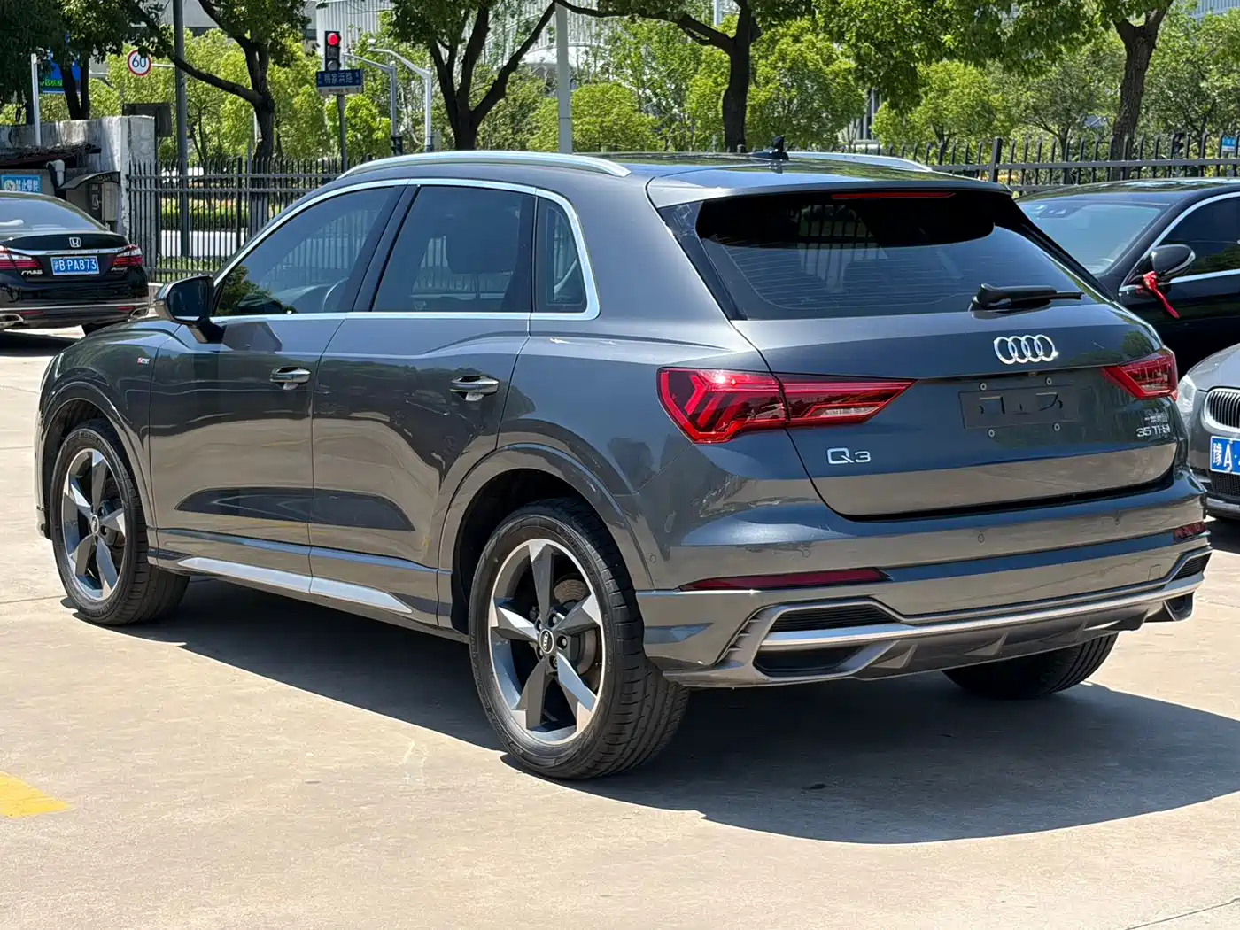 Audi Q3 2022 35 TFSI Fashion Dynamic фото 5