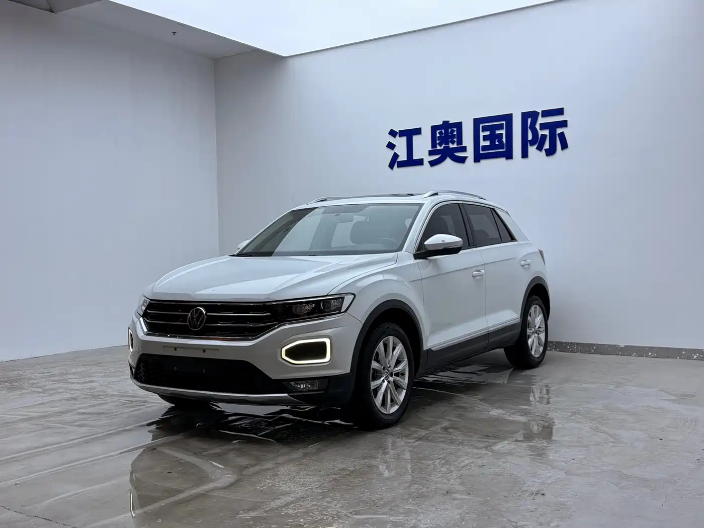 Volkswagen T-ROC 2021 Facelift 280TSI DSG 2WD Elite Smart Connect Edition