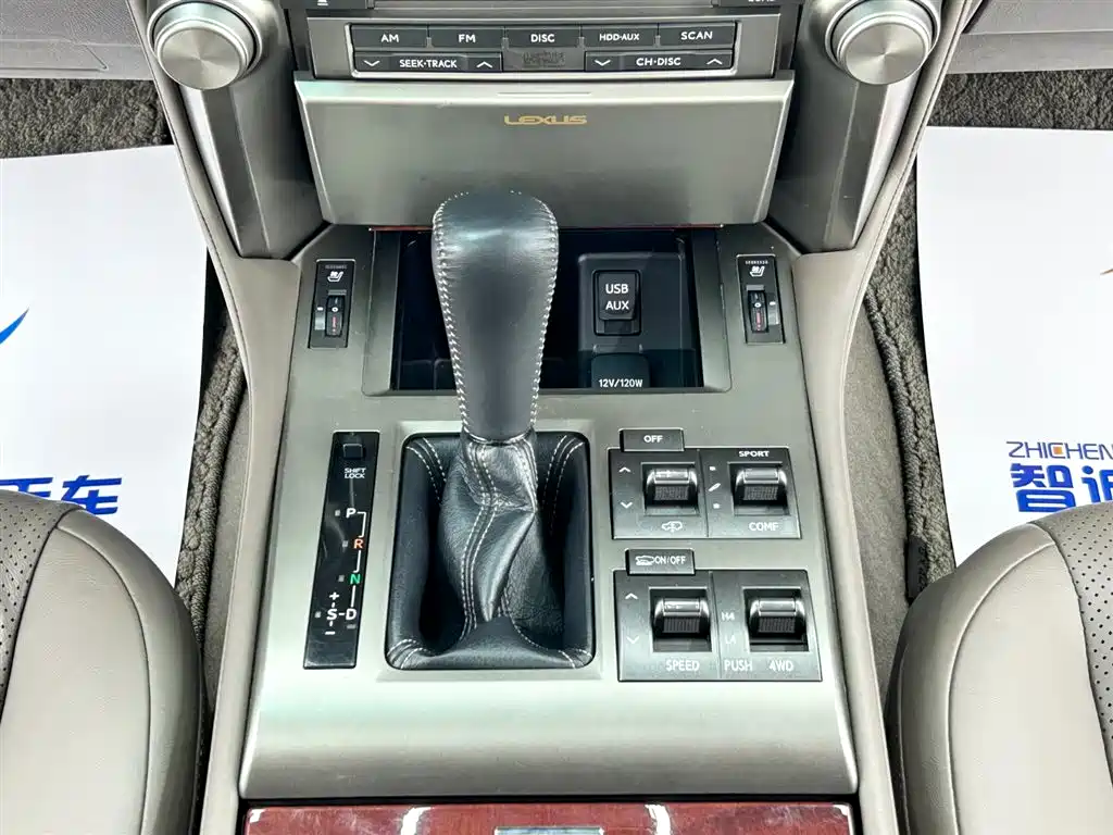 Lexus GX 2012 400 фото 18