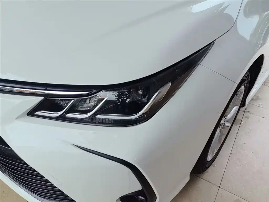 Toyota Corolla 2021 1.2T S-CVT Elite PLUS Edition фото 24