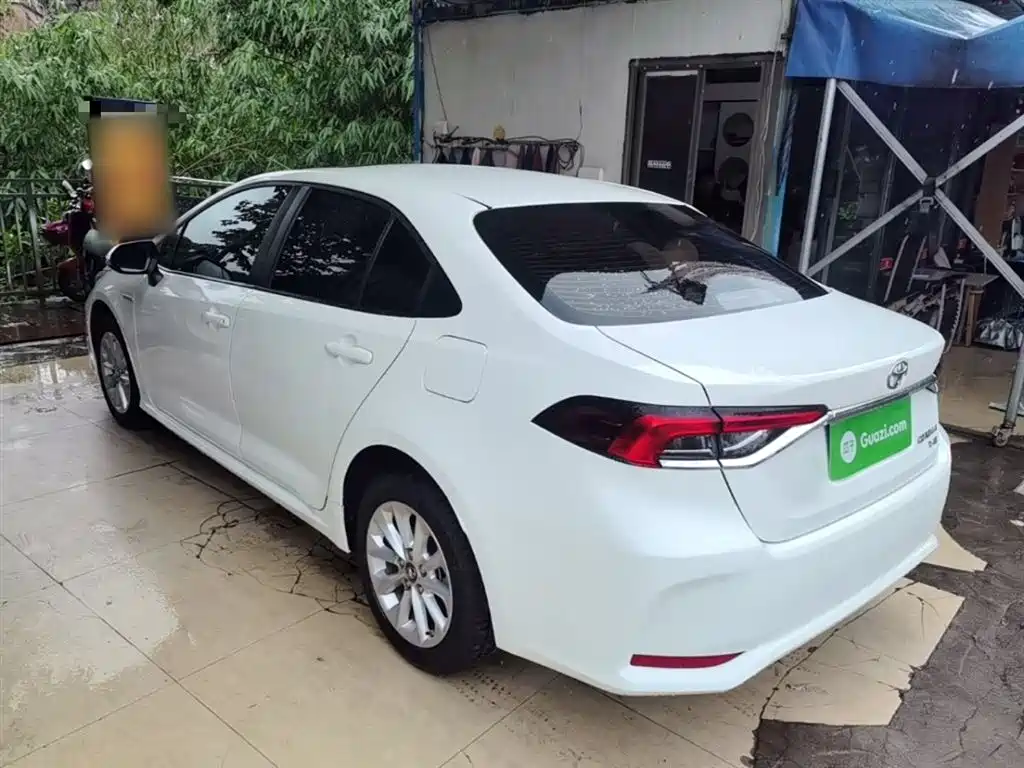 Toyota Corolla 2021 1.2T S-CVT Elite PLUS Edition фото 5