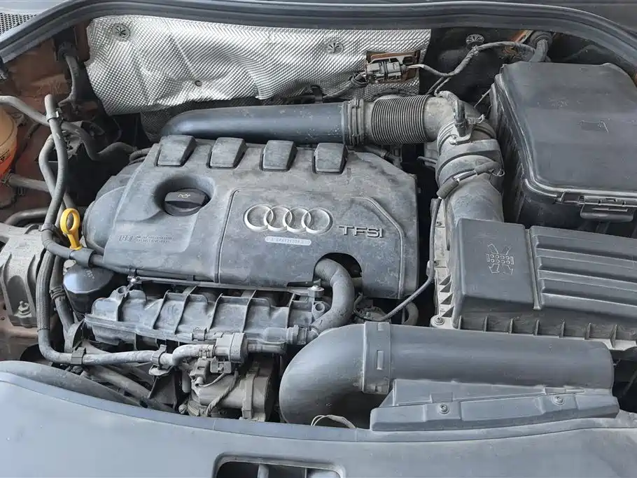 Audi Q3 2015 35 TFSI Millionth Anniversary Intelligent Leader фото 10