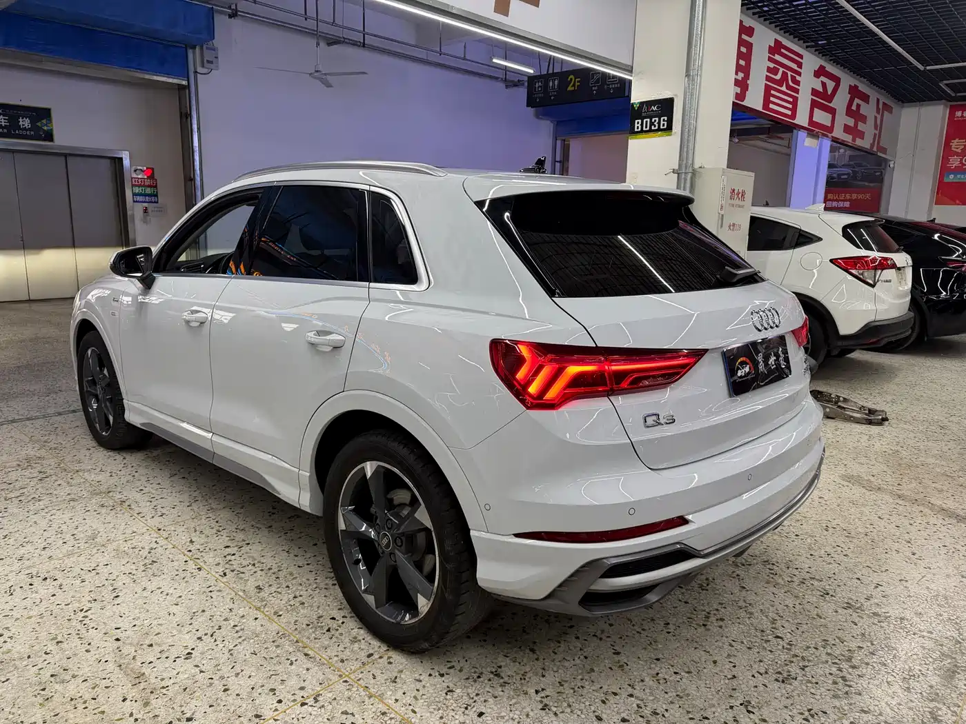 Audi Q3 2022 35 TFSI Fashion Dynamic фото 4