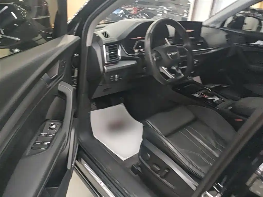 Audi Q5L 2022 Facelift 45T Luxury Dynamic фото 16