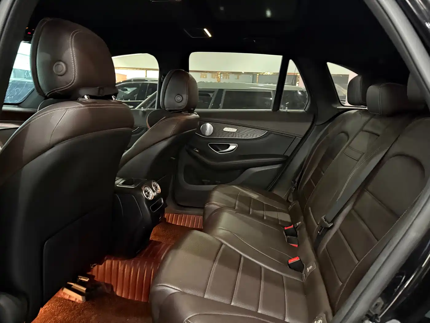 Mercedes-Benz GLC 2020 GLC 260 L 4MATIC Luxury фото 14