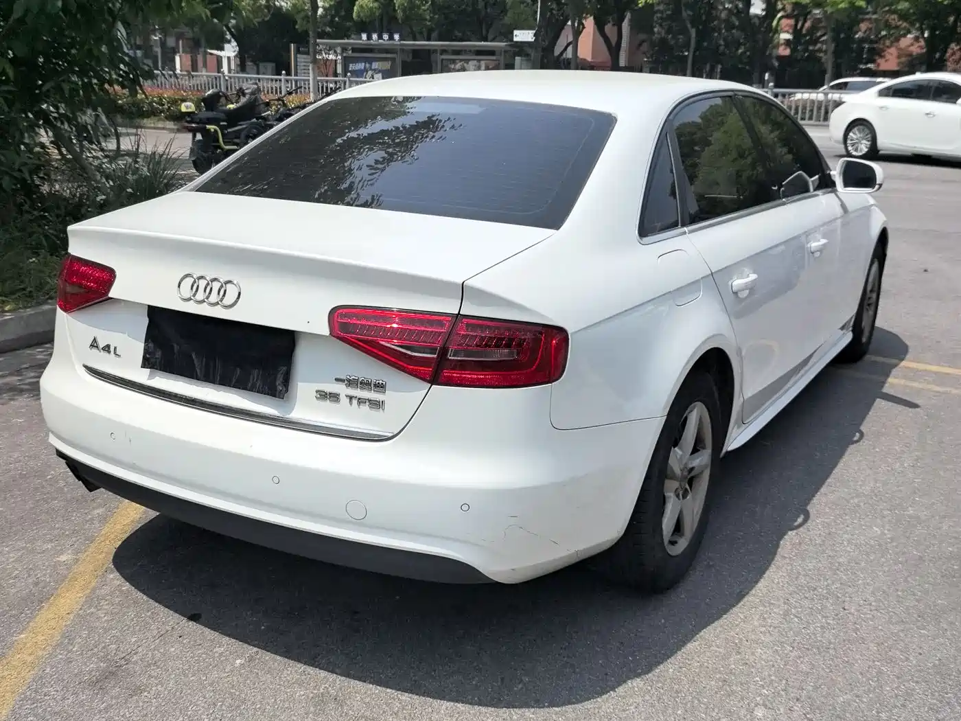 Audi A4L 2013 35 TFSI Automatic Comfort фото 11
