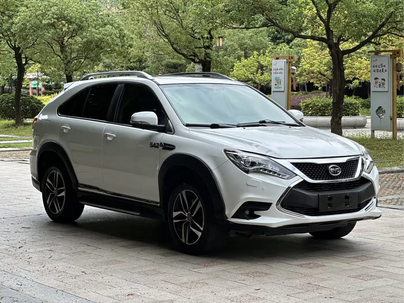 BYD Tang New Energy 2016 2015 2.0T 4WD Flagship