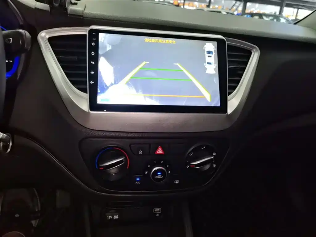 Hyundai Verna 2020 1.4L CVT GLS Cool Edition фото 13