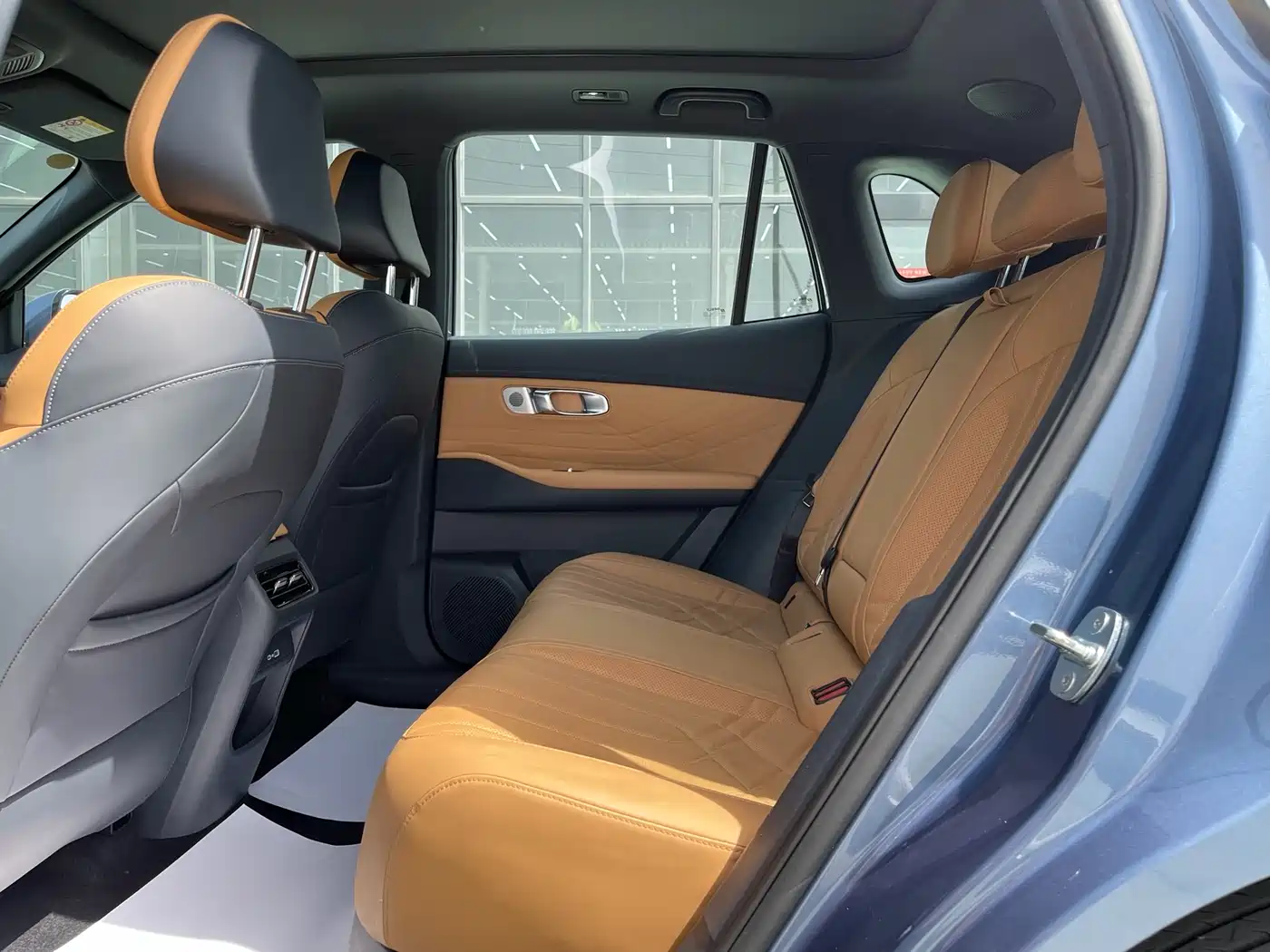 Geely Galaxy Galaxy Starship 7 EM-i 2025 120km Navigation Edition фото 6