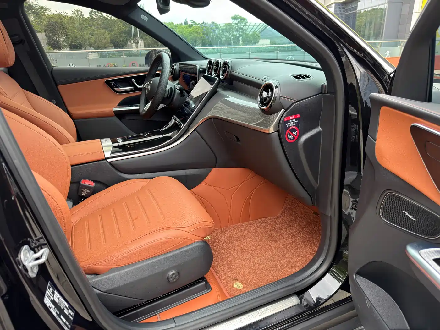 Mercedes-Benz GLC 2024 GLC 260 L 4MATIC Dynamic 5-seater фото 31