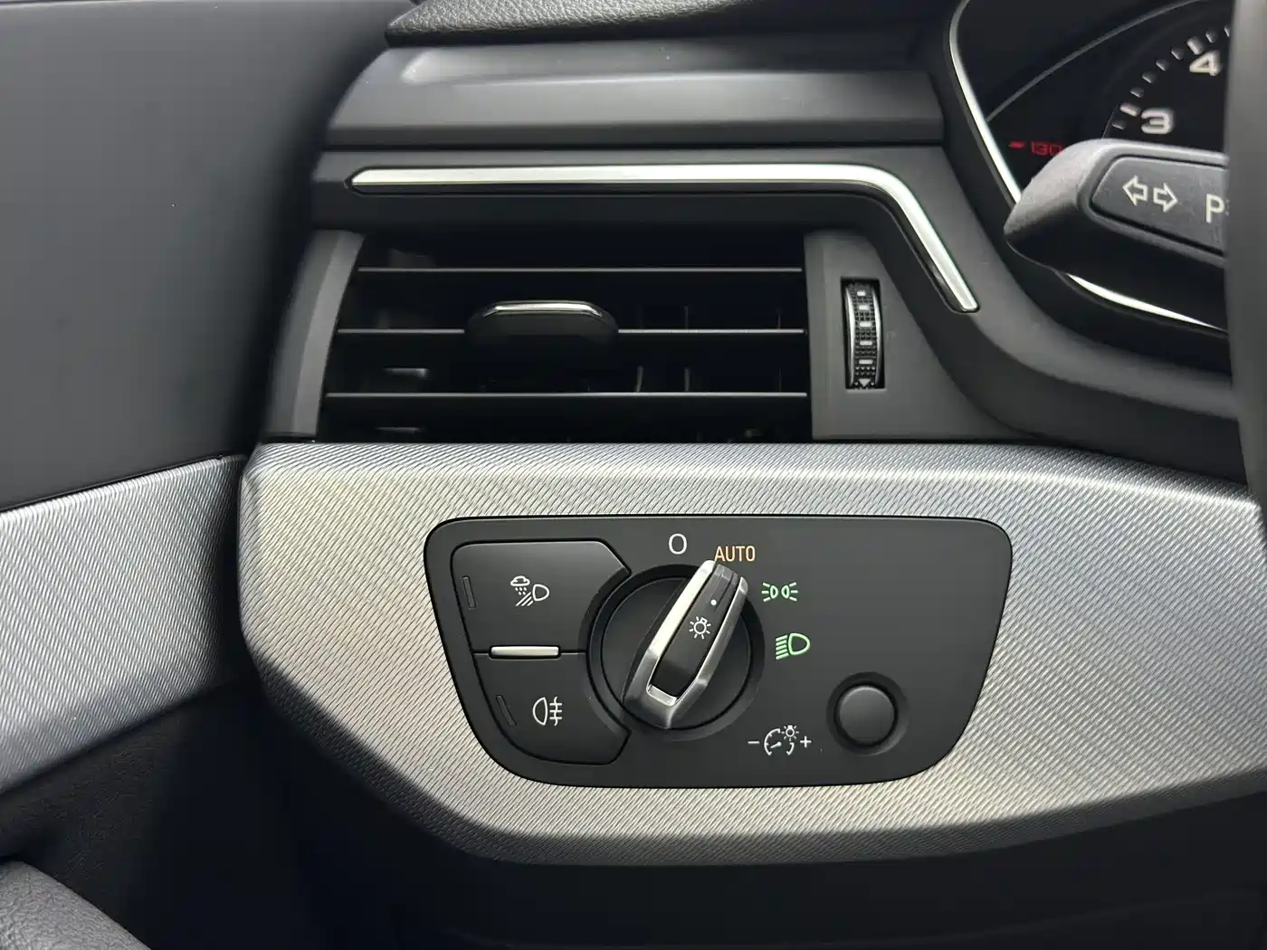 Audi A5 (Import) 2019 Sportback 40 TFSI Fashion фото 13