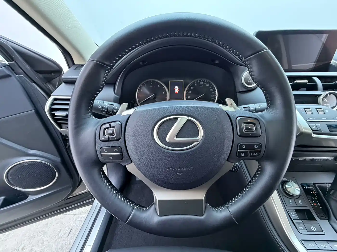 Lexus NX 2018 Model 200 AWD Fengshang Edition China V фото 8