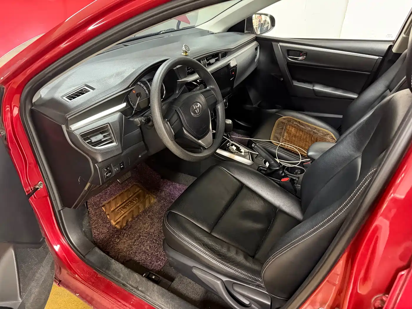 Toyota Levin 2016 1.6G CVT Elite Edition фото 2
