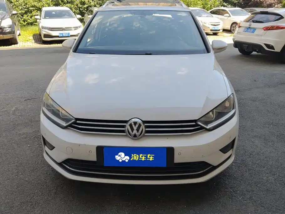 Volkswagen Golf Sportsvan 2016 280TSI Automatic Luxury фото 2