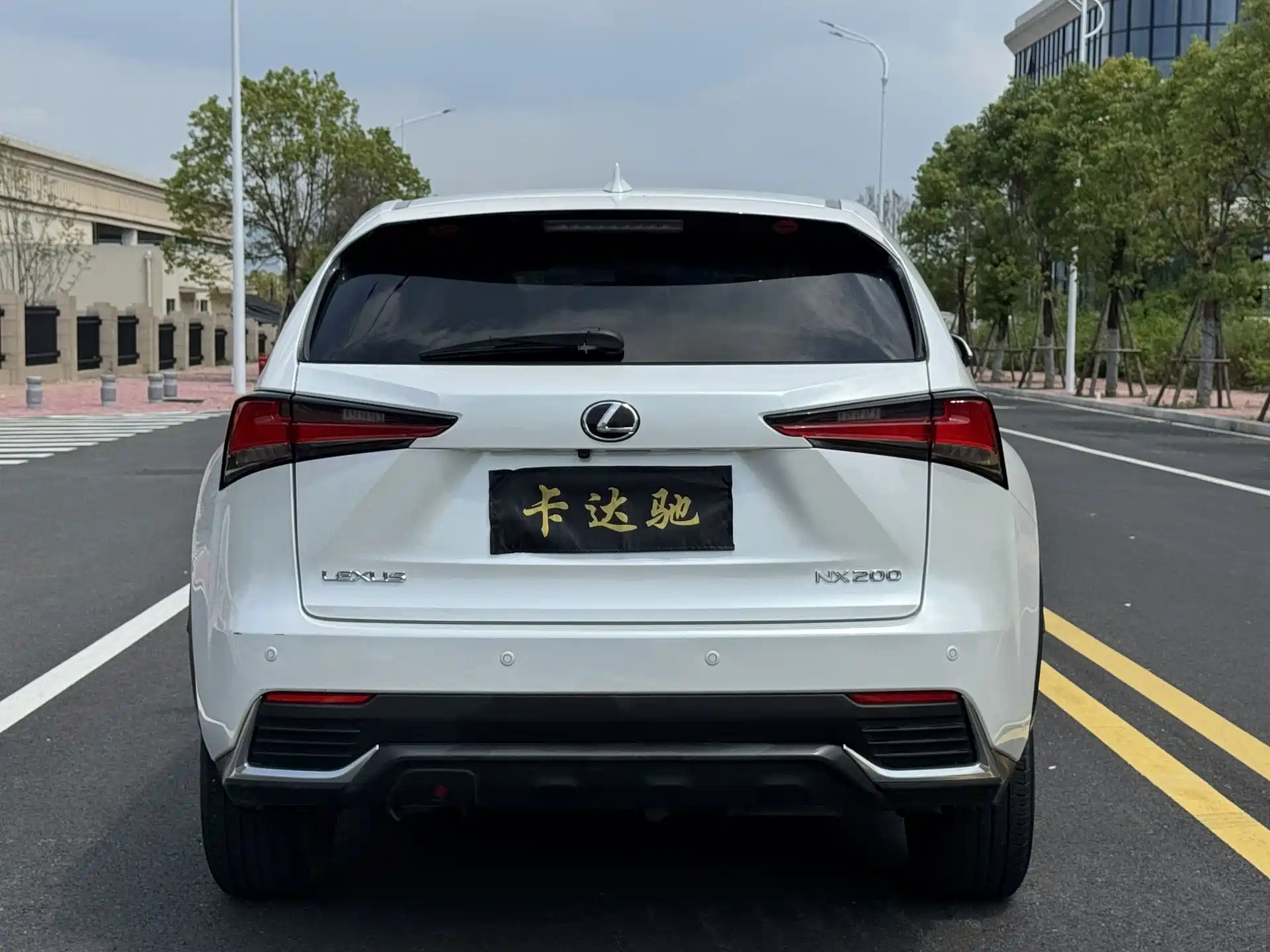 Фото 8 - Lexus NX
