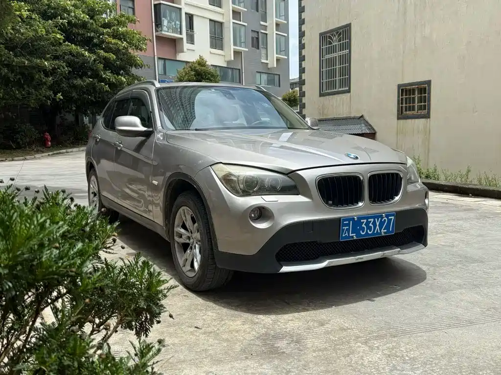 BMW X1 2012 2013 xDrive20i X Design Package
