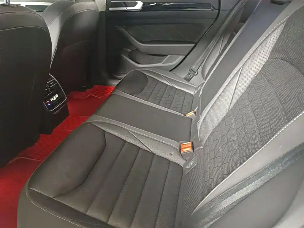 VOLKSWAGEN FAW-CC
