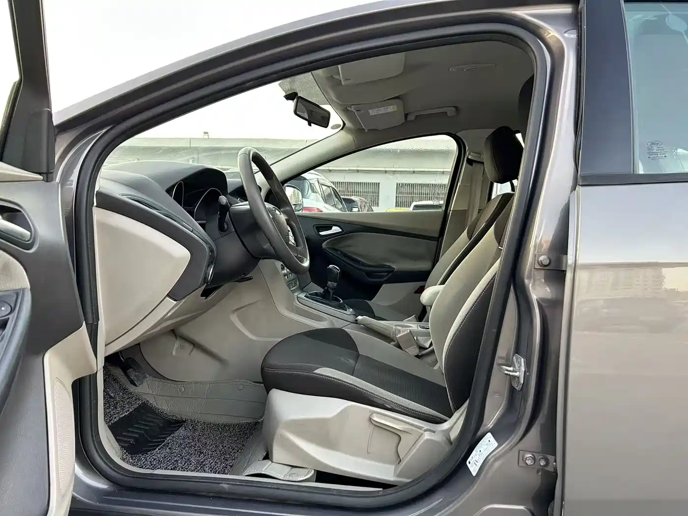 Ford Focus 2012 2012 Sedan 1.6L Manual Comfort