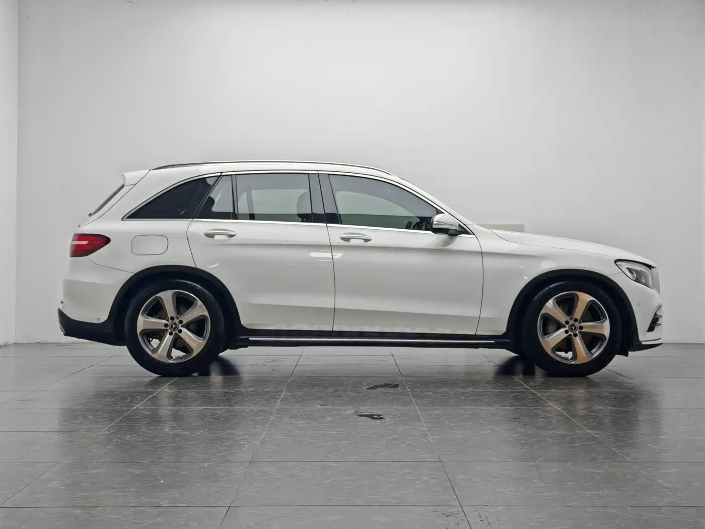 Mercedes-Benz GLC 2017 GLC 300 4MATIC Dynamic фото 10