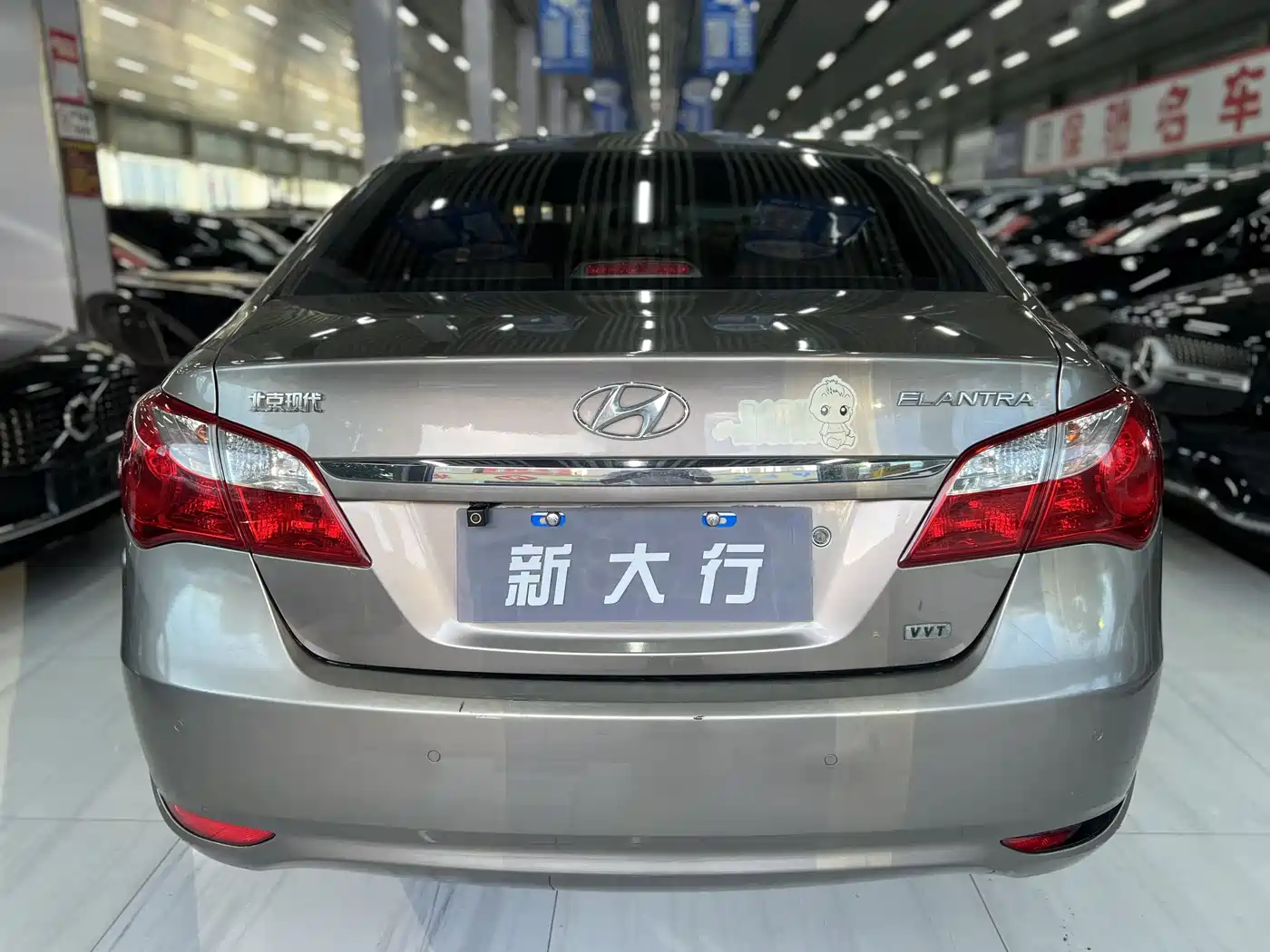 Hyundai Elantra 2011 1.6L Automatic Comfort фото 8