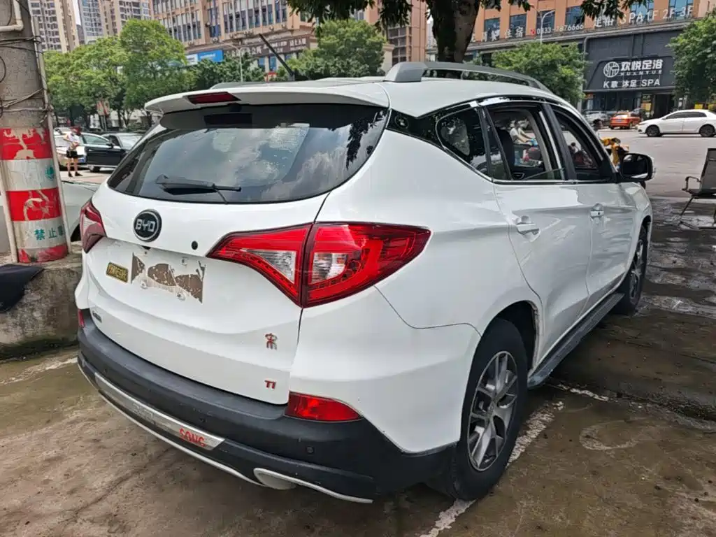 BYD Song 2016 2016 1.5TI Manual Luxury