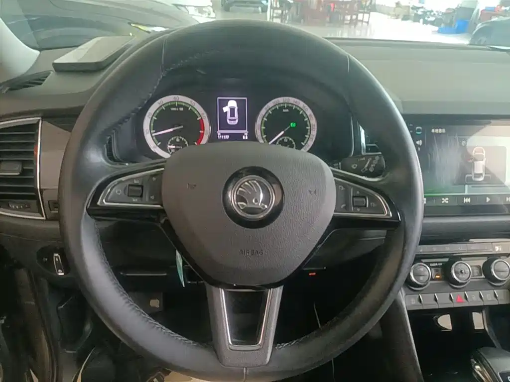Škoda Kodiaq 2017 TSI330 7-seater 2WD Luxury Edition фото 11