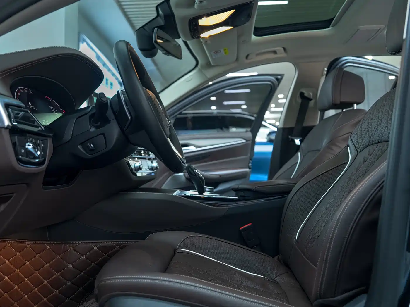 BMW 5 Series 2020 530Li Premium Luxury Package фото 12