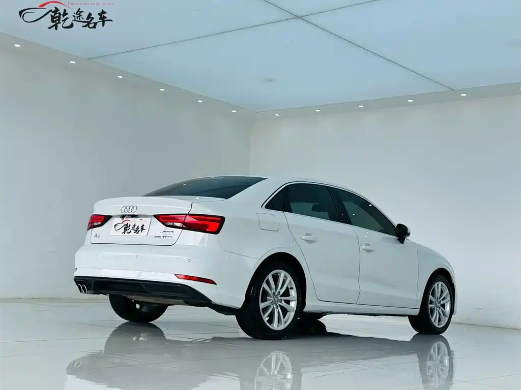 Audi A3 2017 Limousine 35 TFSI Progressive фото 7