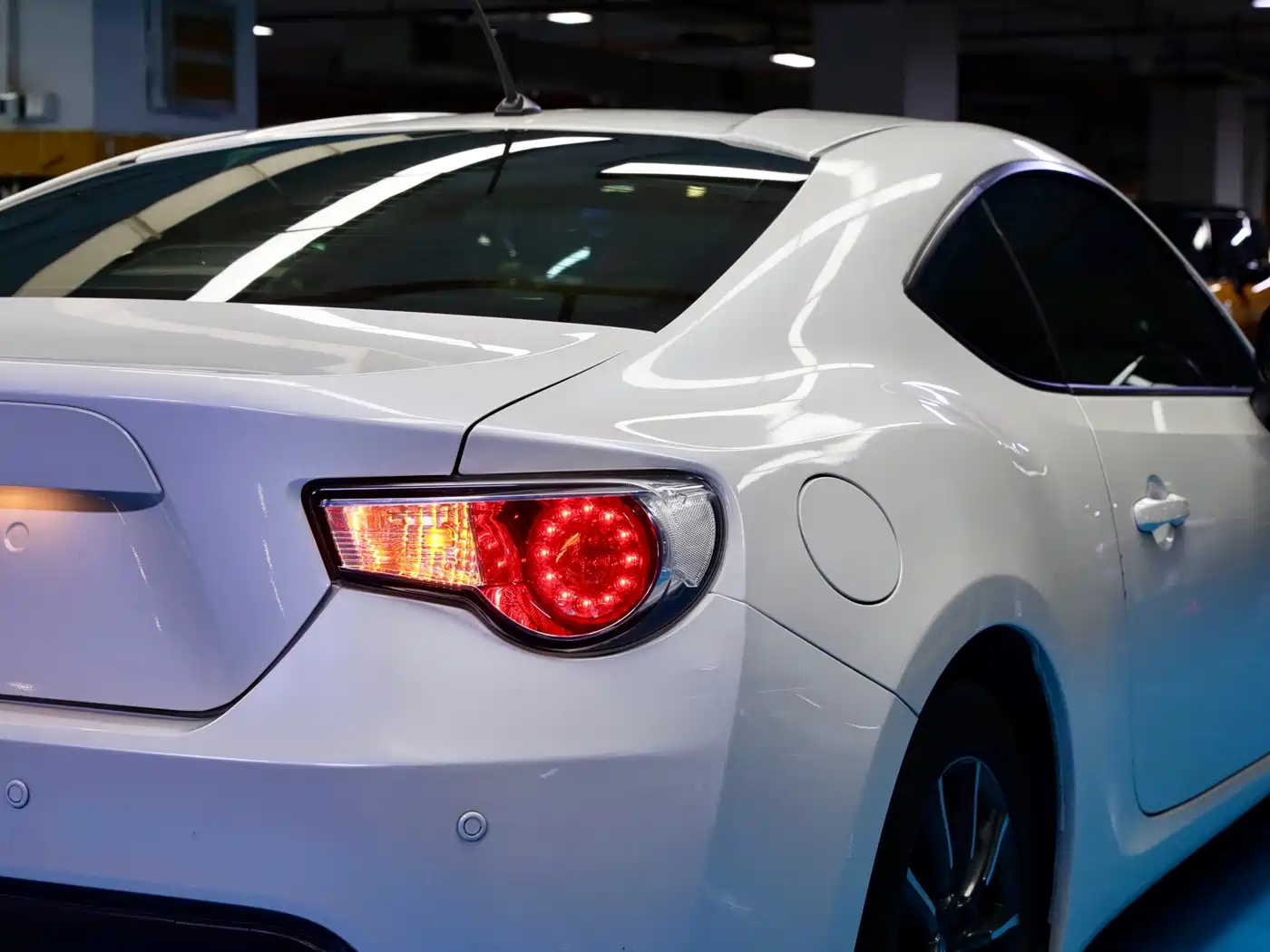 Toyota 86 2014 2.0L Automatic Luxury фото 5