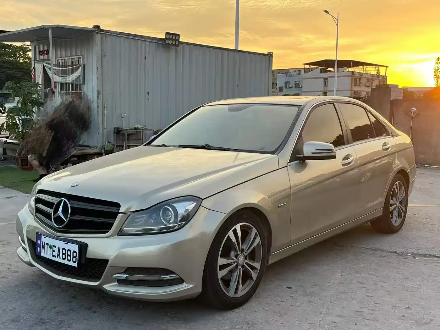Mercedes-Benz C-Class 2011 C 180K Classic