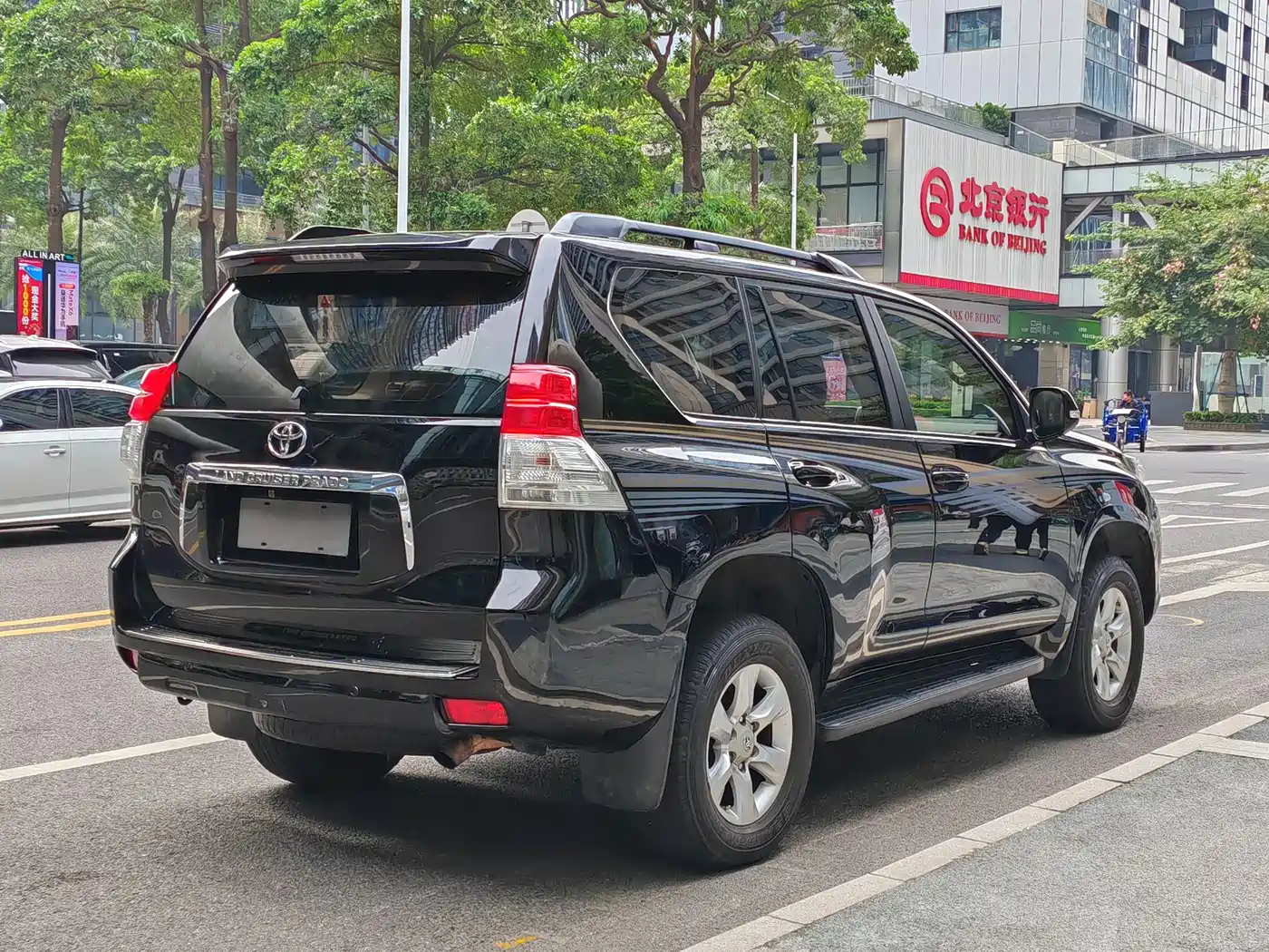 Toyota Prado (Import) 2010 2.7L Auto Luxury фото 4