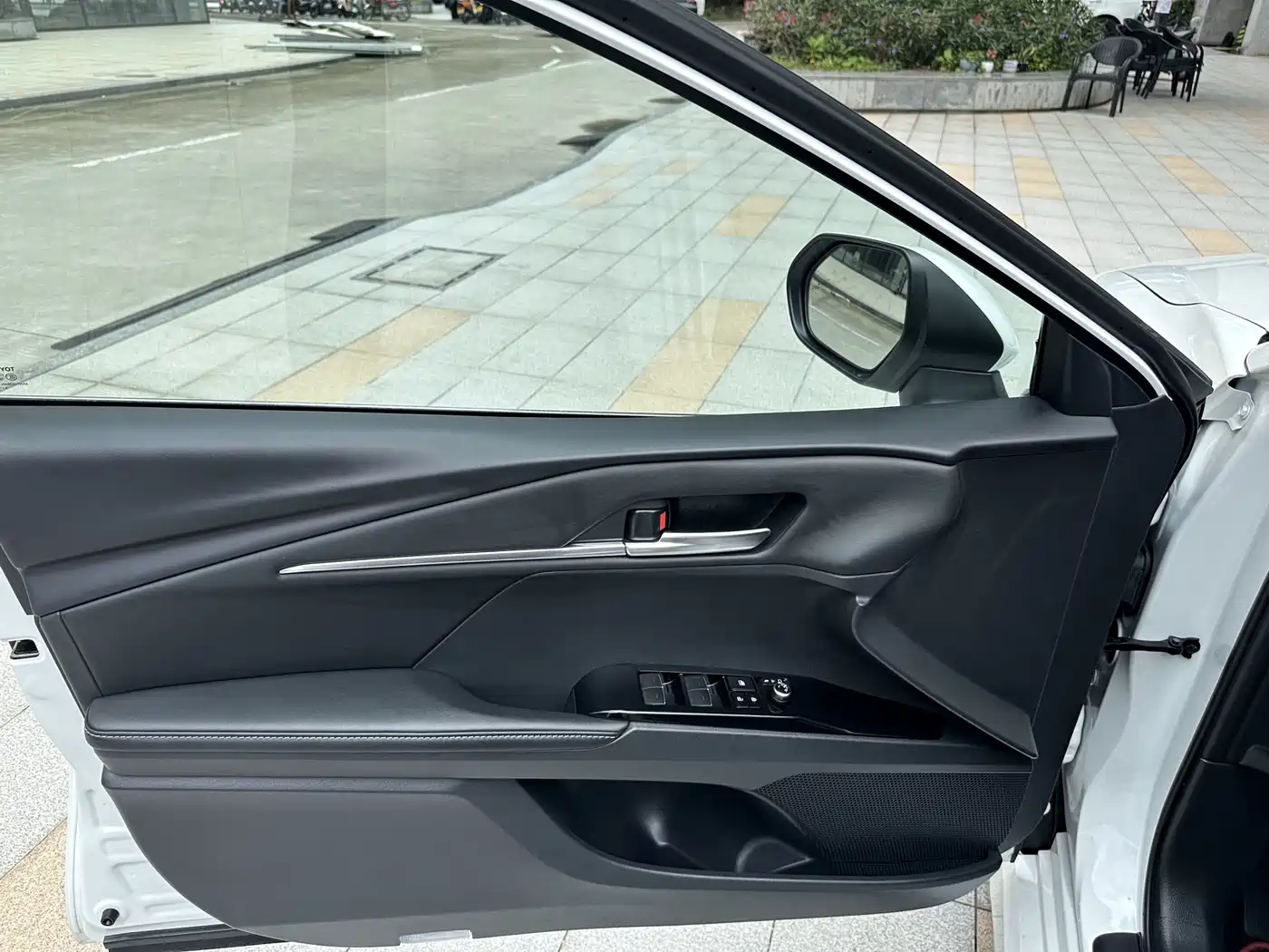 Toyota Camry 2024 Model Dual Hybrid 2.0HXS Sport Plus Edition фото 5
