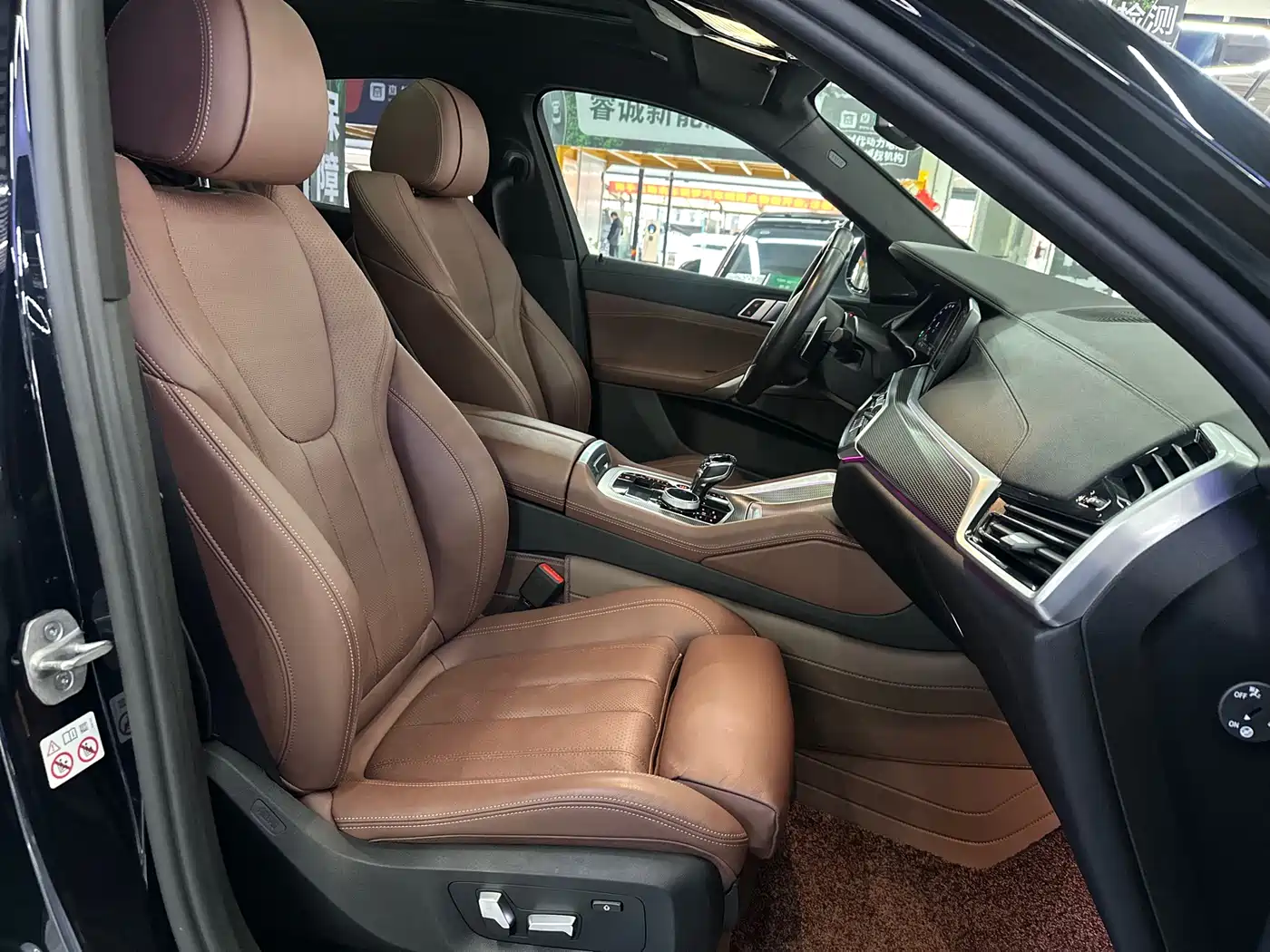 BMW X6 2022 xDrive40i M Sport Package фото 14
