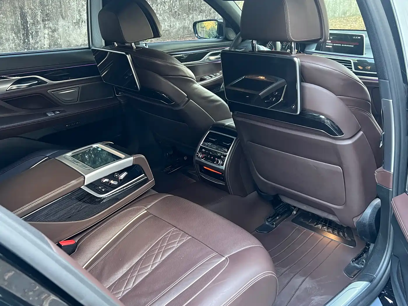 BMW 7 Series 2018 740Li Leading Type M Sport Package фото 15