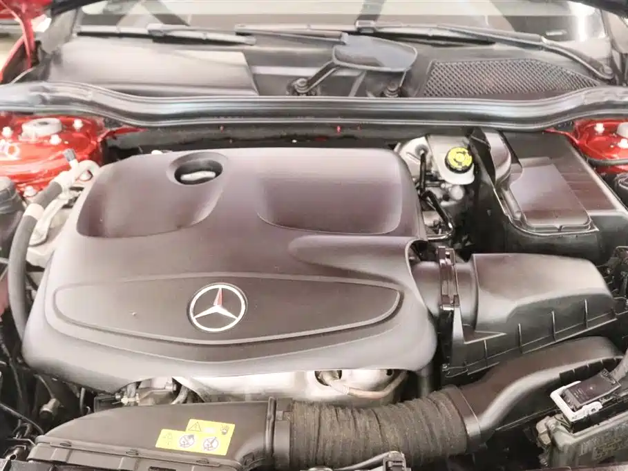 Mercedes-Benz GLA 2017 GLA 200 Dynamic фото 20