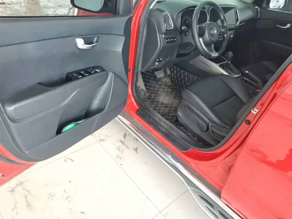 Kia KX3 Smart Run 2015 1.6L Automatic 2WD DLX фото 16