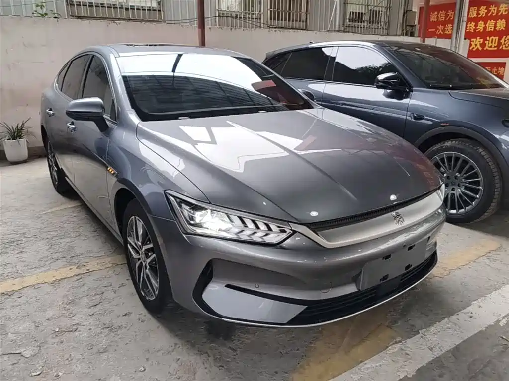 BYD Qin PLUS 2024 Glory Edition EV 420KM Surpass фото 4