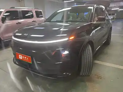 Li Auto L6