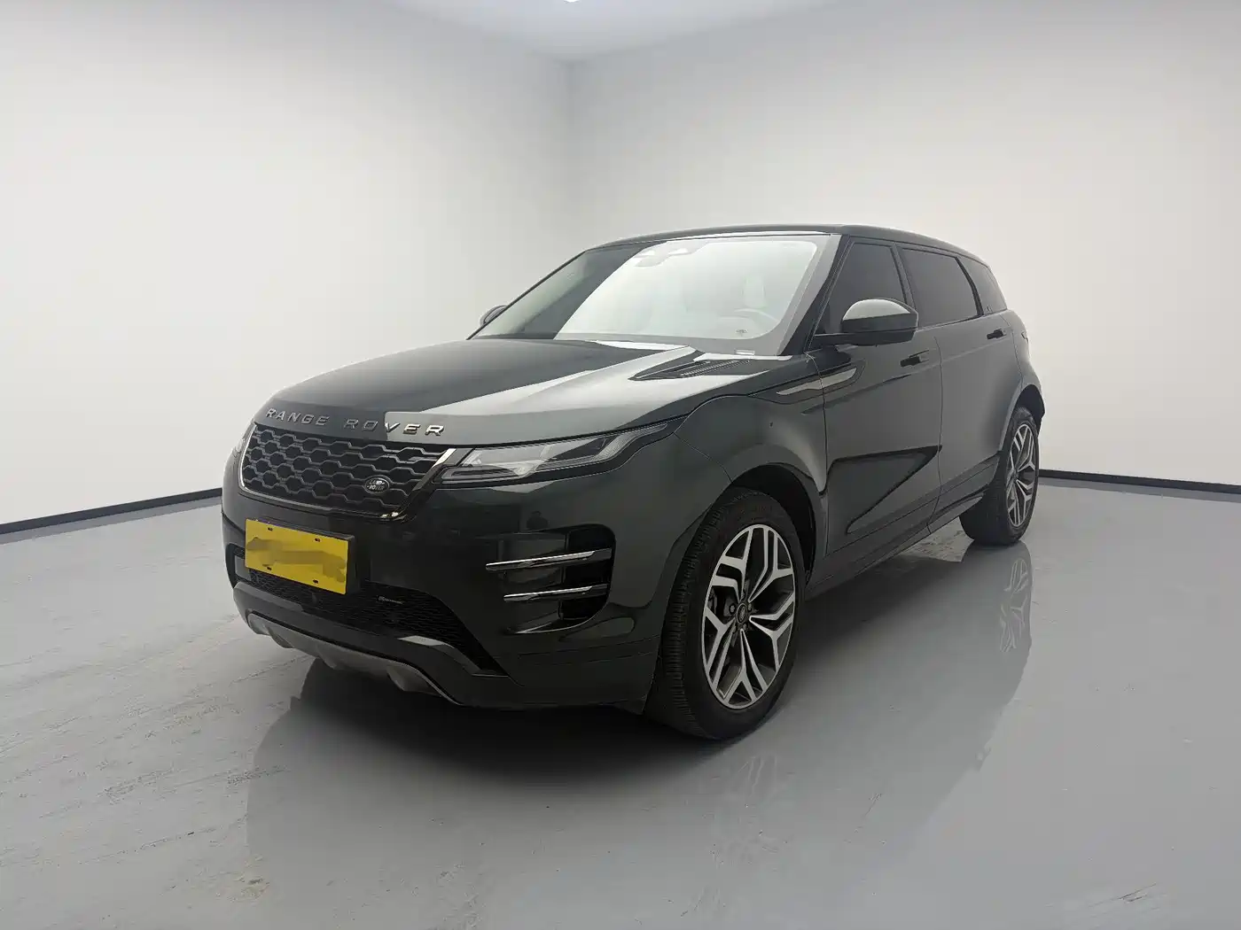 Land Rover Range Rover Evoque 2022 Range Rover Evoque L 249PS R-Dynamic Luxury Edition
