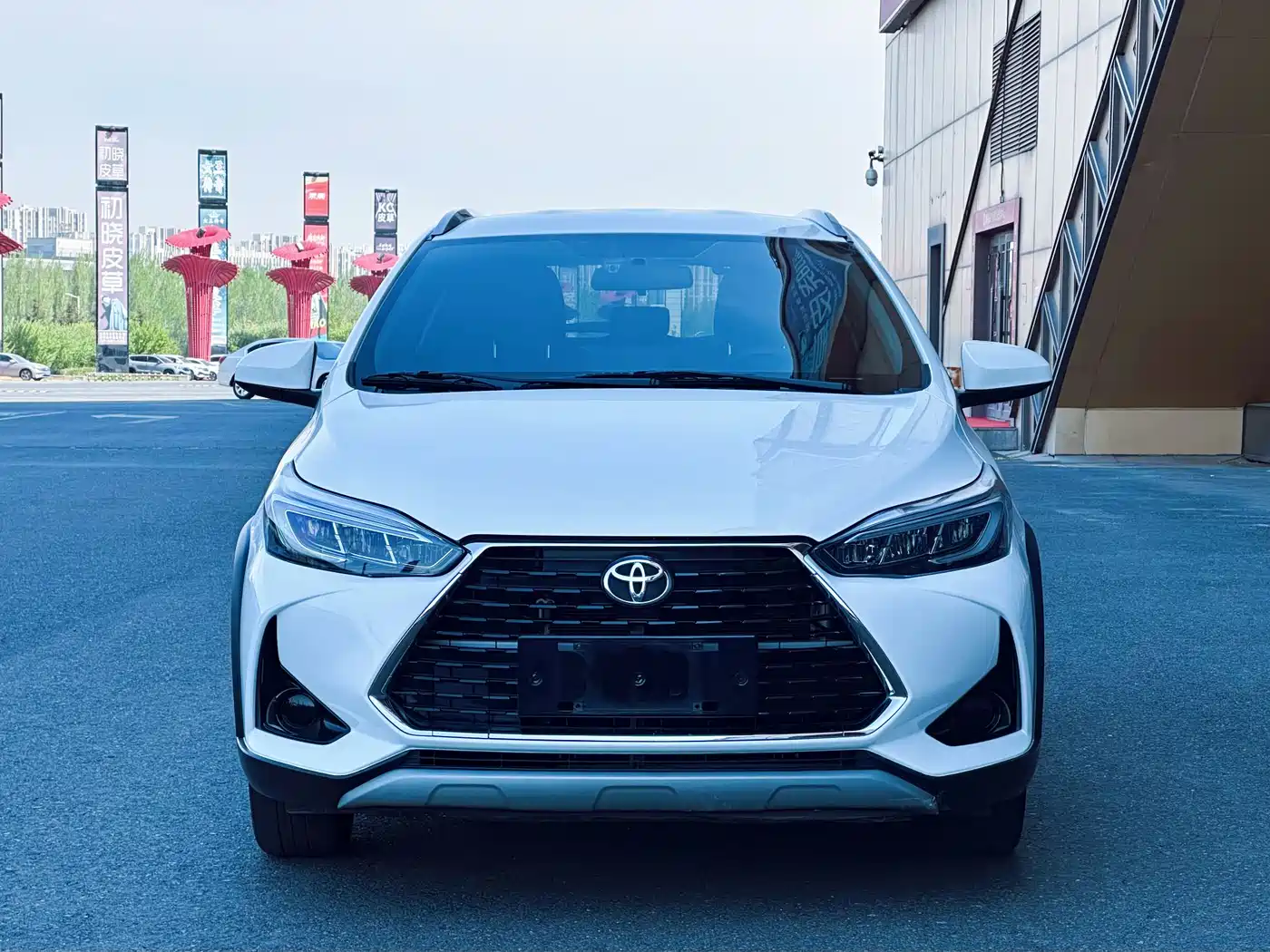 Toyota YARiS L Zhi Xuan 2022 Zhi Xuan X 1.5L CVT Leading PLUS Edition фото 2