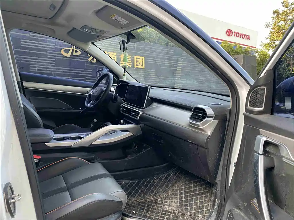 GEELY BINYUE