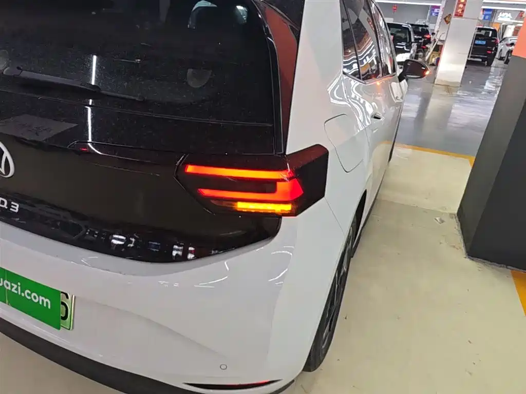 Volkswagen ID.3 2024 Pure Smart Edition фото 8