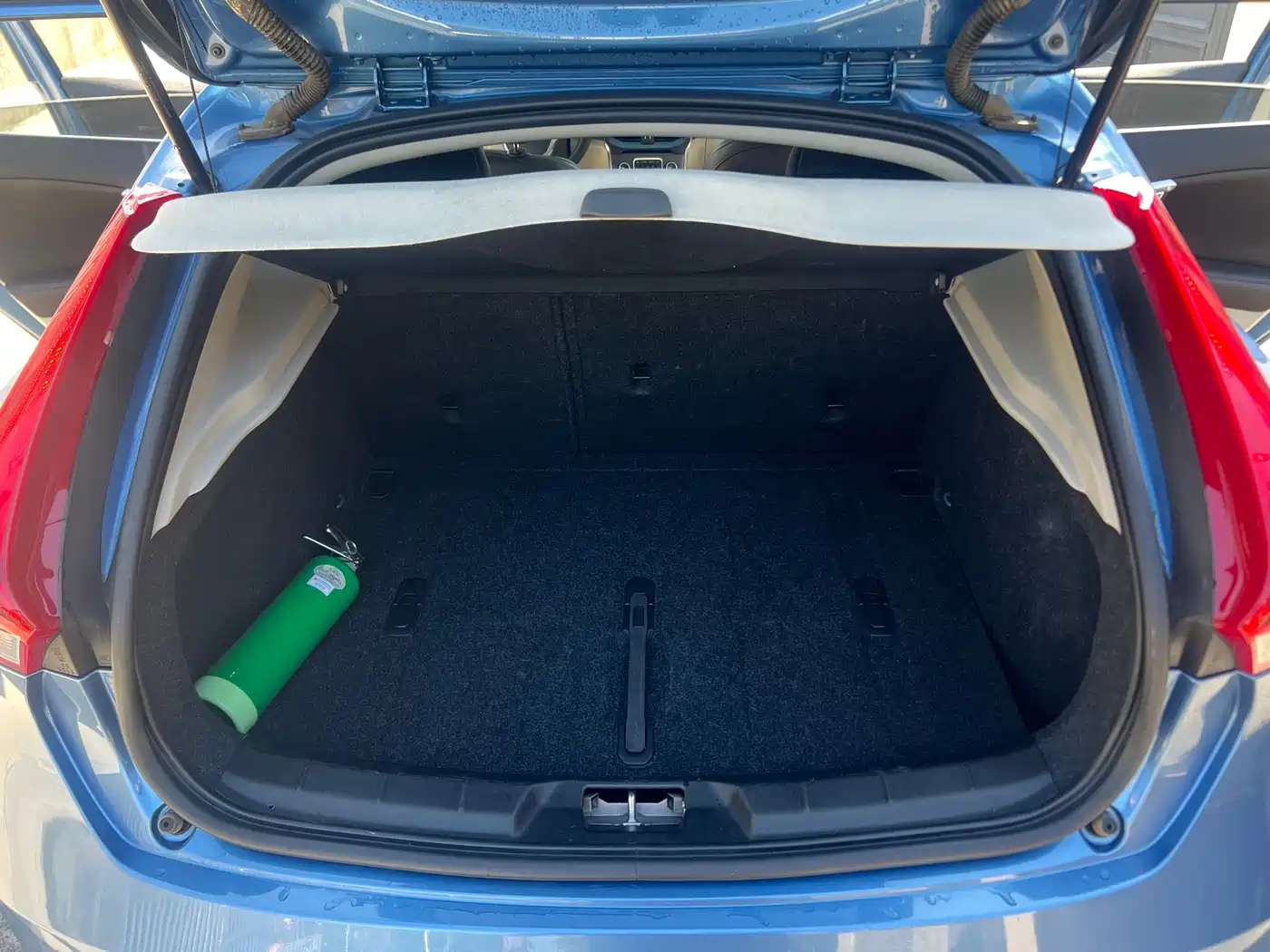 Фото 21 - Volvo V40