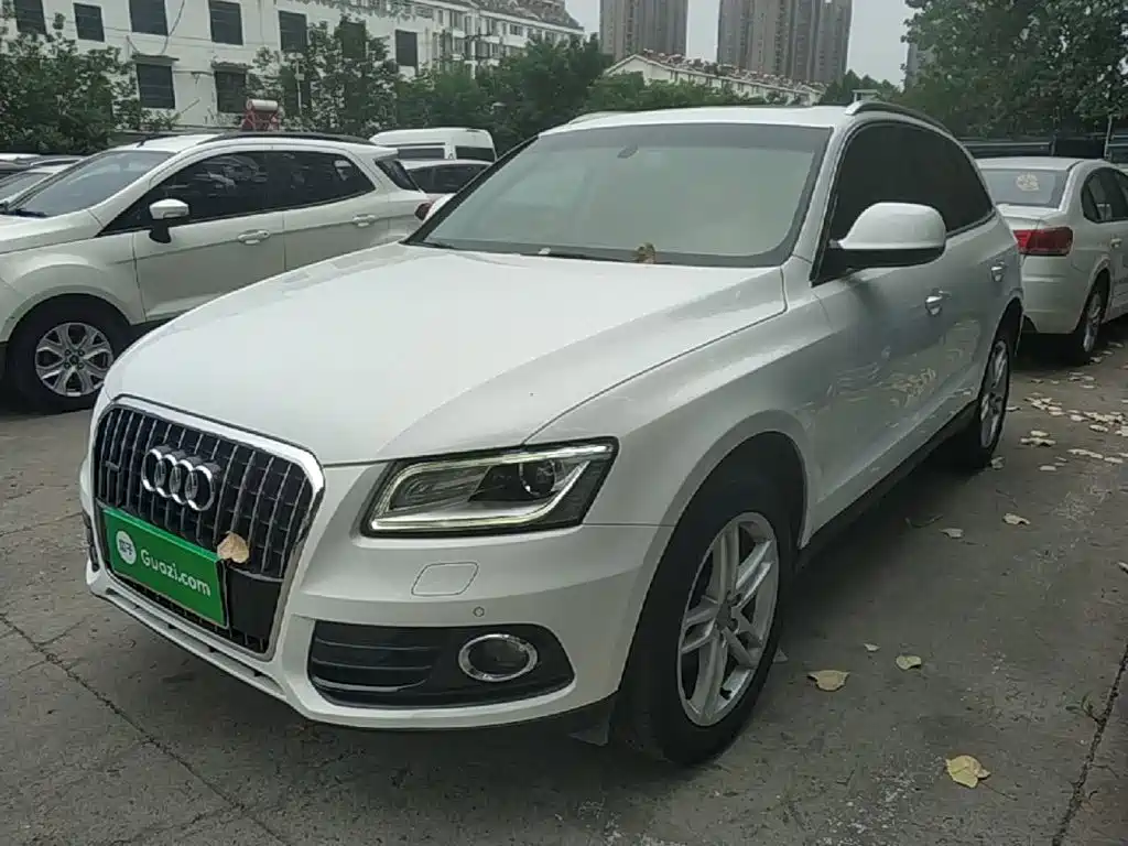 Фото 2 - Audi Q5