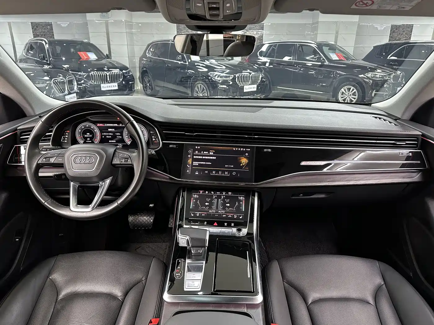 Audi Q8 2022 55 TFSI Luxury Dynamic фото 14