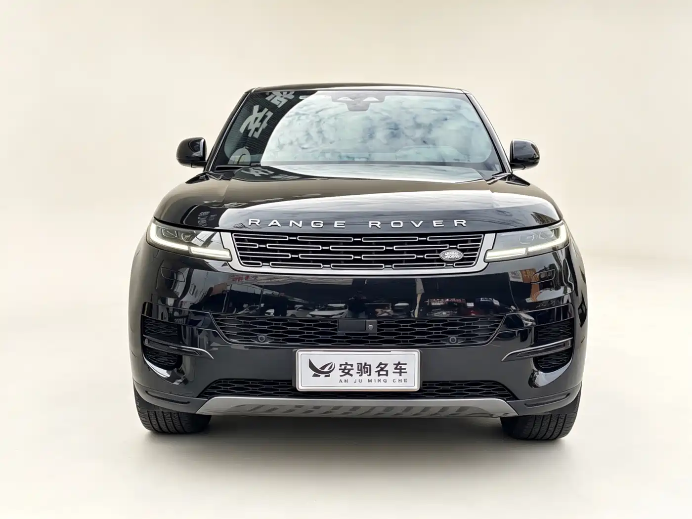 Land Rover Range Rover Sport 2023 360PS S фото 2